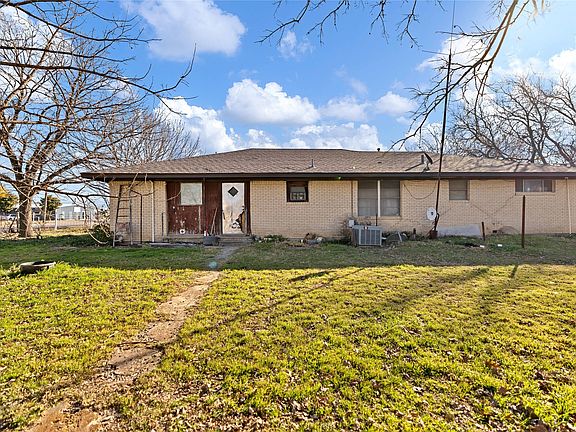 5th image of 701 Keaton Rd S