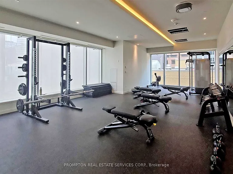 197 Yonge St #4407 — Photo 26