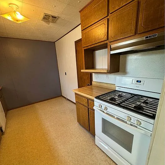2321 W Elm Ave — Photo 10
