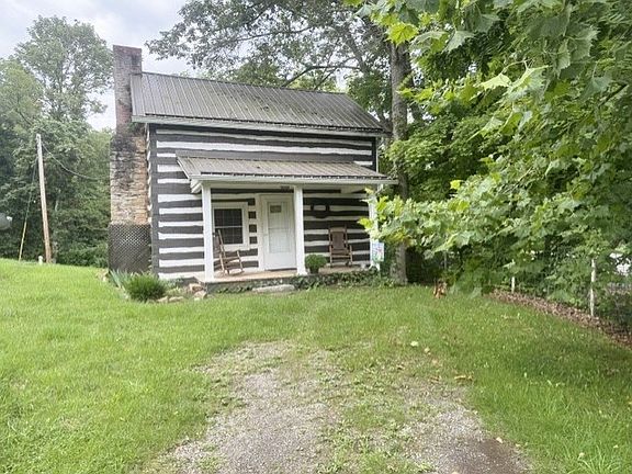 2nd image of 106 Brown Town Rd