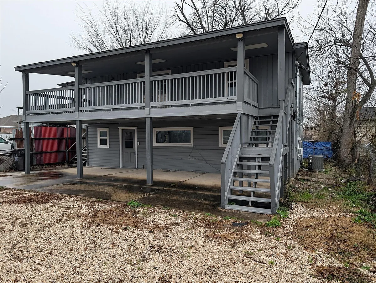 Building Photo - 2513 Kowis St #B