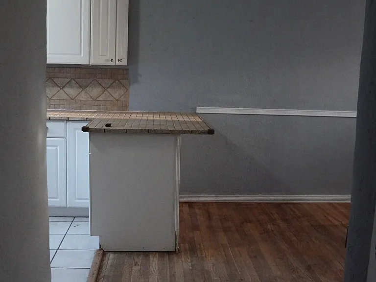 301 San Lorenzo Ave NW #B — Photo 3