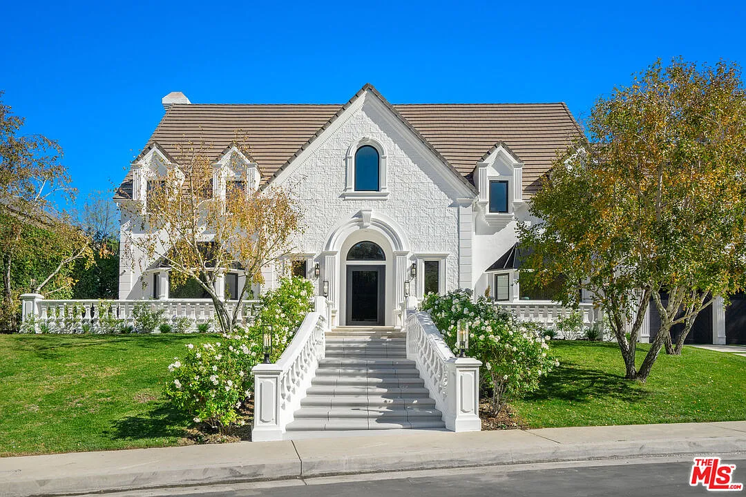 Building Photo - 4608 Westchester Dr