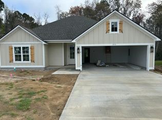 355 Barry Field Cir, Hahira, GA 31632