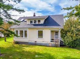 1201 17th St, Anacortes, WA 98221