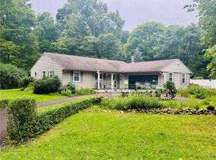 7913 Glenbrook Dr, Baldwinsville, NY 13027