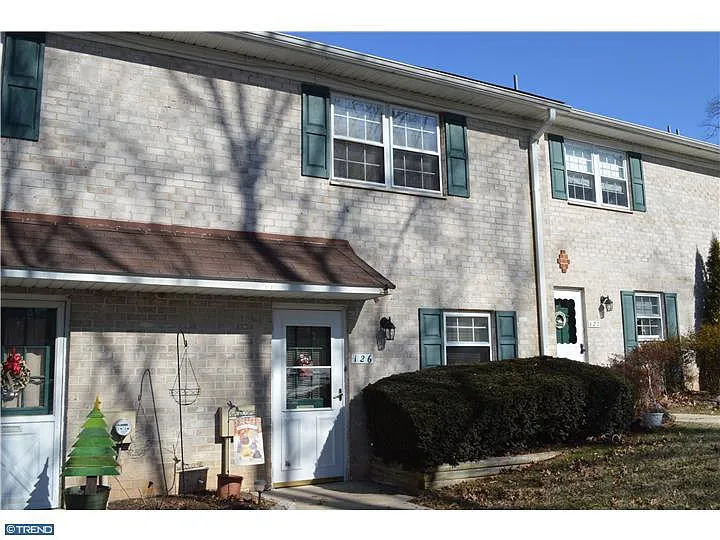 126 Hampstead Dr photo 1