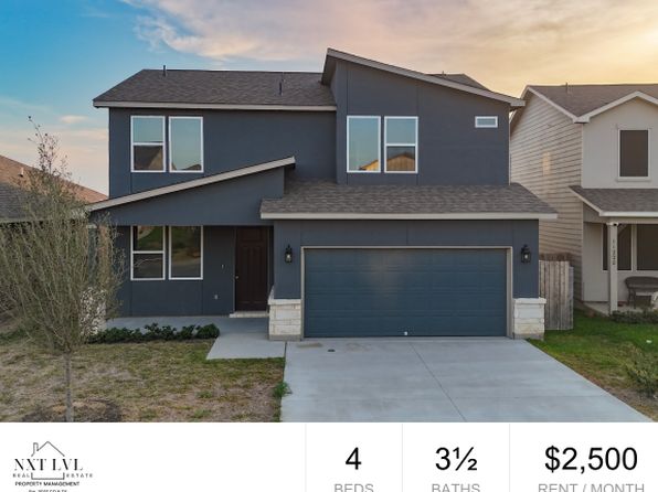 11218 Cantabria Dr