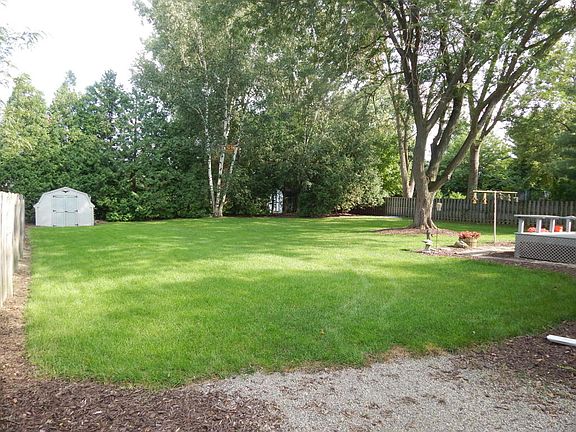 3rd image of 1938 Moerland Ct NW