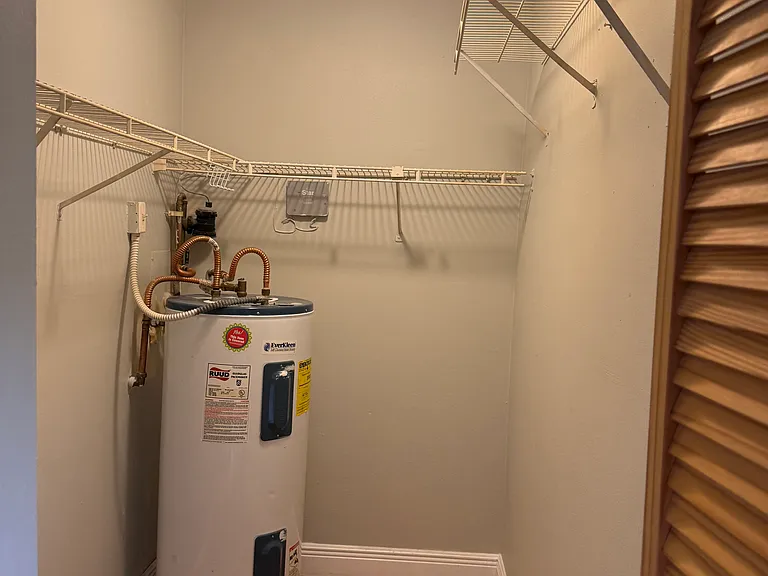 2445 SW 18th Ter #220 — Photo 11