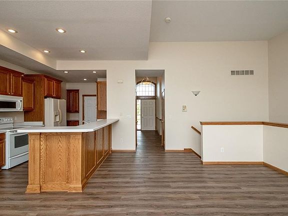 5th image of 6980 Cody Dr Unit 50