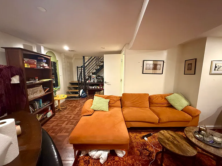 662 Park Pl #1FR — Photo 13