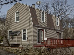 24 Hawthorne Rd, Gloucester, MA 01930