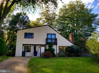 1120 N Rockingham St, Arlington, VA 22205