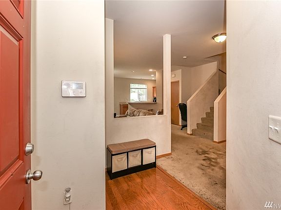 4th image of 1413 51st Pl NE #2103