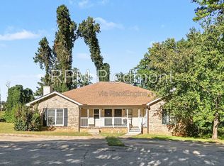 1159 Summer Brook Rd, Atlanta, GA 30349