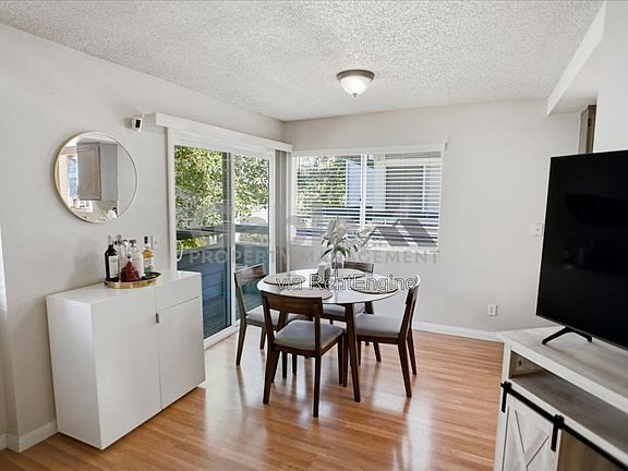 4th image of 26956 Flo Ln Unit 337