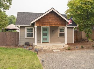 615 Ash St, Central Pt, OR 97502