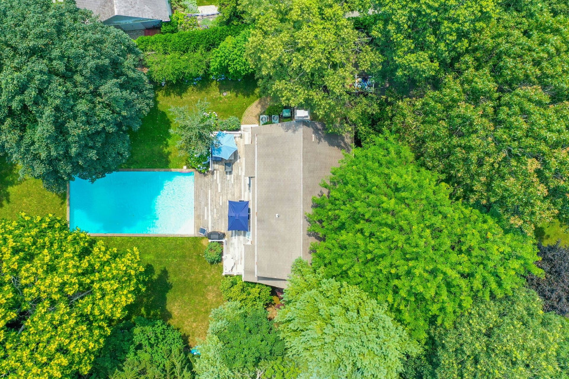 84 Gould St in East Hampton Out East