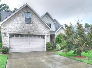 6310 Triplett Woods Dr, Louisville, KY 40258