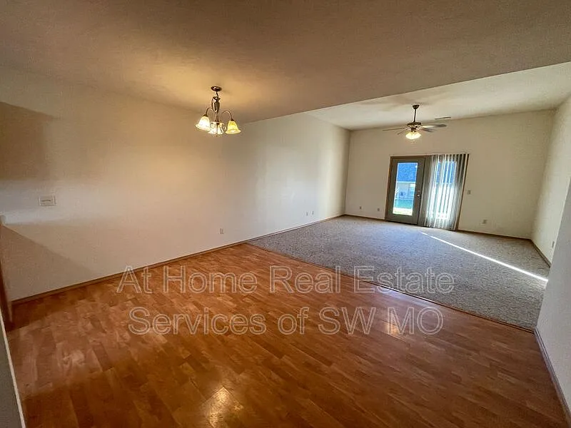 2 bed, 2.0 bath, 1200 sqft, $1,230 — Photo 2