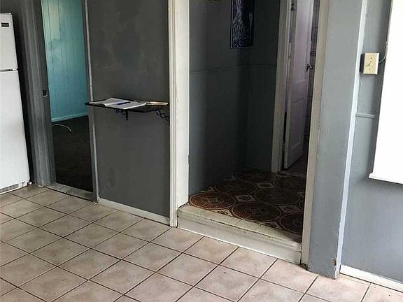 5th image of 80 Central Ave
