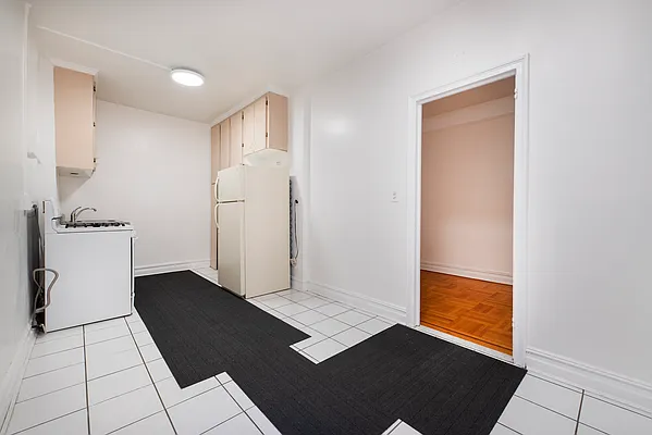 Sold by 718 Realty Inc | media 23