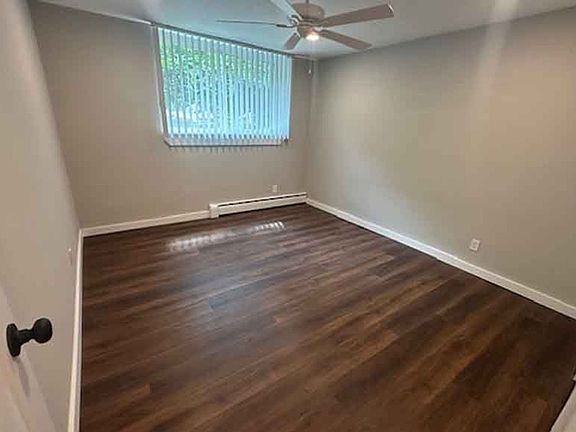 5th image of 3051 Marshall Ave #3060-105