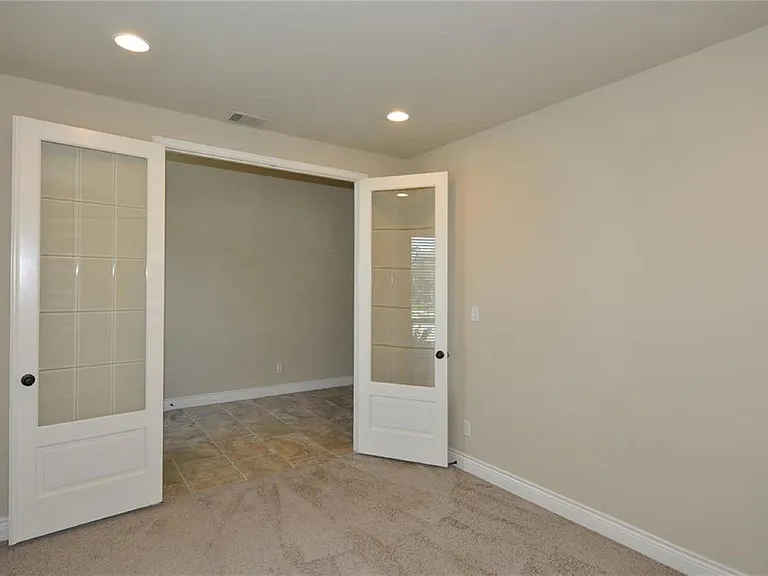 11002 Glenrothers Dr — Photo 4
