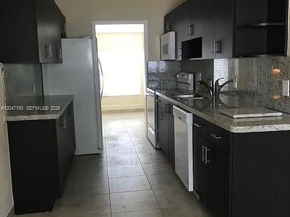 2nd image of 1632 NE 183rd St #1632