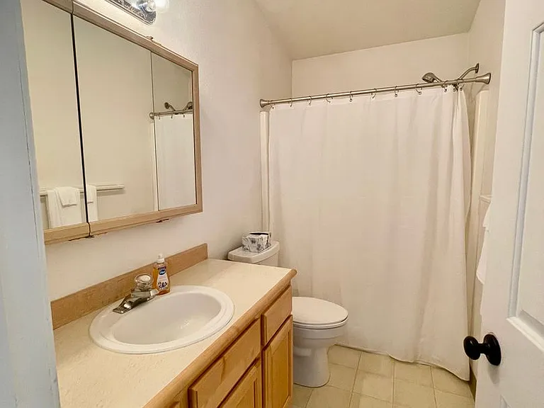 21507 Tony Cir — Photo 21