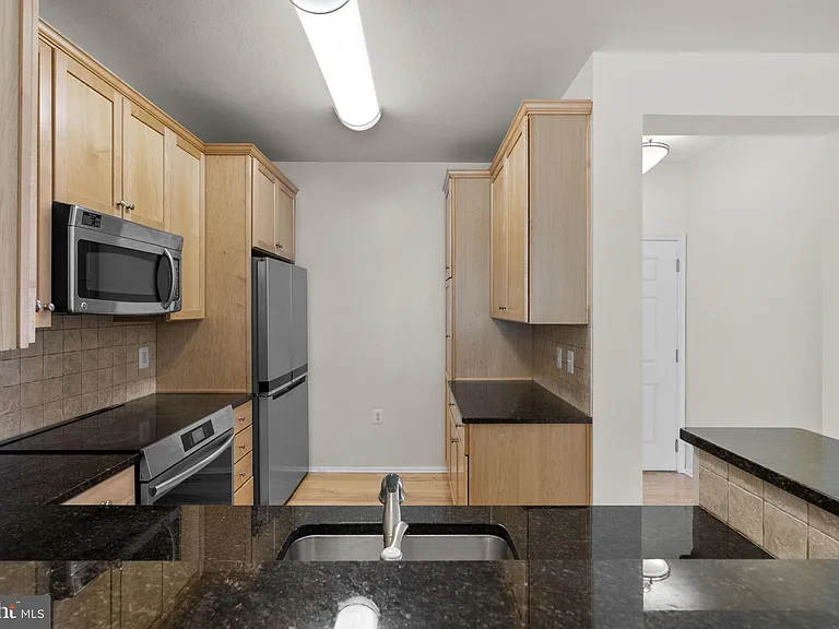 11800 Old Georgetown Rd #1315 — Photo 16