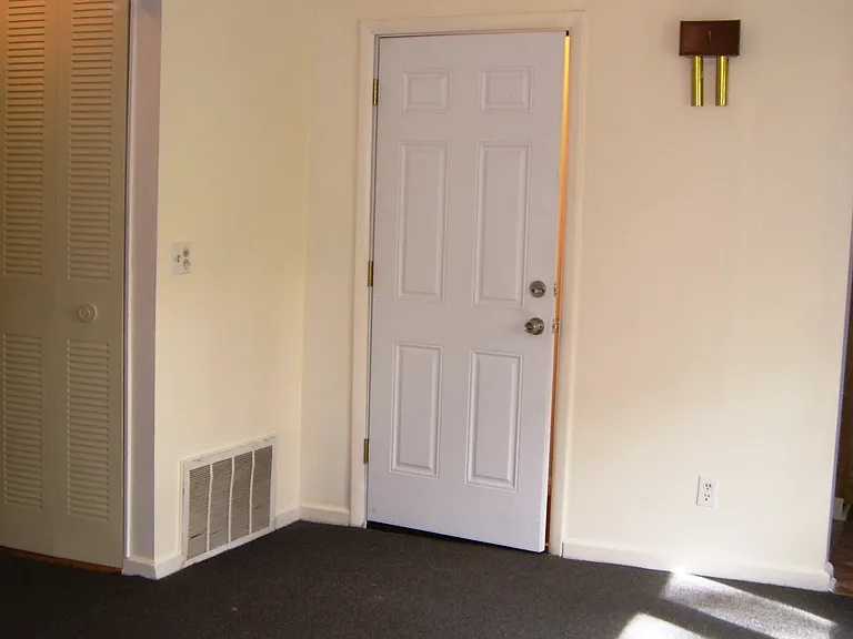 36 E Fayette St — Photo 5