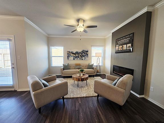 5th image of 1103 Park Meadows Dr