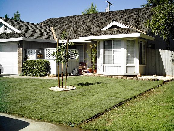 2nd image of 5532 Laguna Park Dr