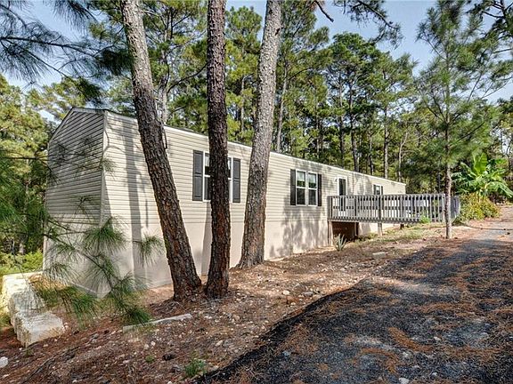 3rd image of 119 Pine Cone Dr