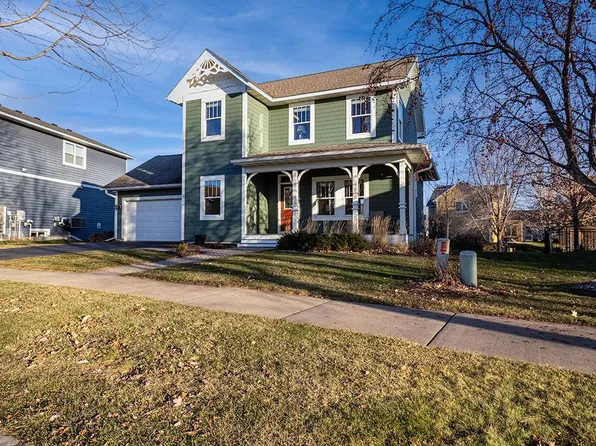 6744 Lakeview Cir NE, Albertville, MN 55301