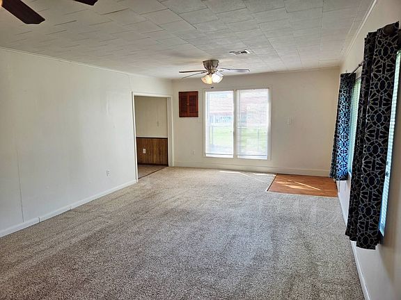4th image of 320 S 22nd St