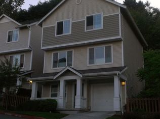 21207 40th Pl S, Seatac, WA 98198