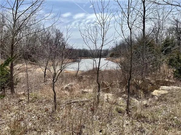 21545 W 303rd St, Paola, KS 66071