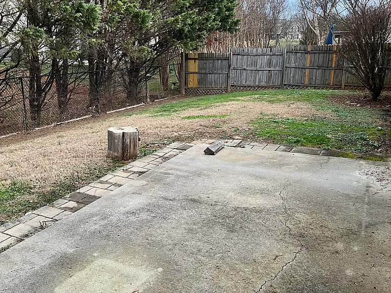 1817 Andy Ln — Photo 6