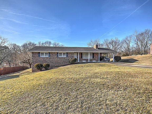 2nd image of 149 Aurawood Dr