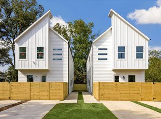 5529 Denmark St #A, Houston, TX 77028