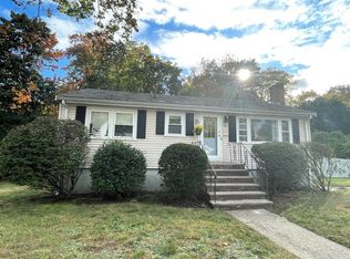 10 Karen Rd, Woburn, MA 01801