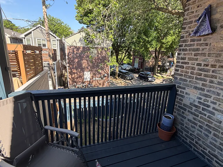 1741 W Byron St #2 — Photo 12