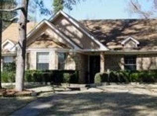 503 Crown Colony Dr, Lufkin, TX 75901