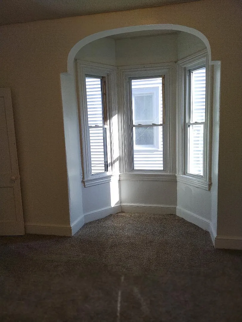 Masteer bedroom - High St