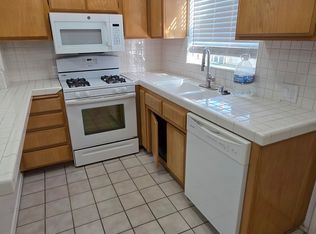 381 Waldo Ave #2, Pasadena, CA 91101