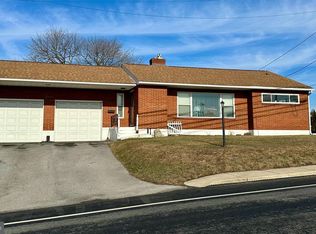 909 E Main St, Roaring Spring, PA 16673