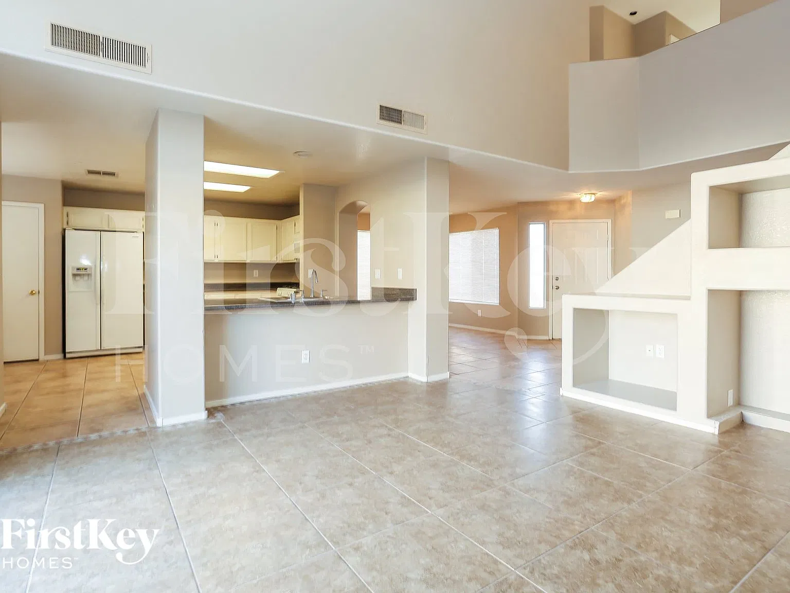 3 bed, 2.5 bath, 1674 sqft, $2,310 — Photo 4